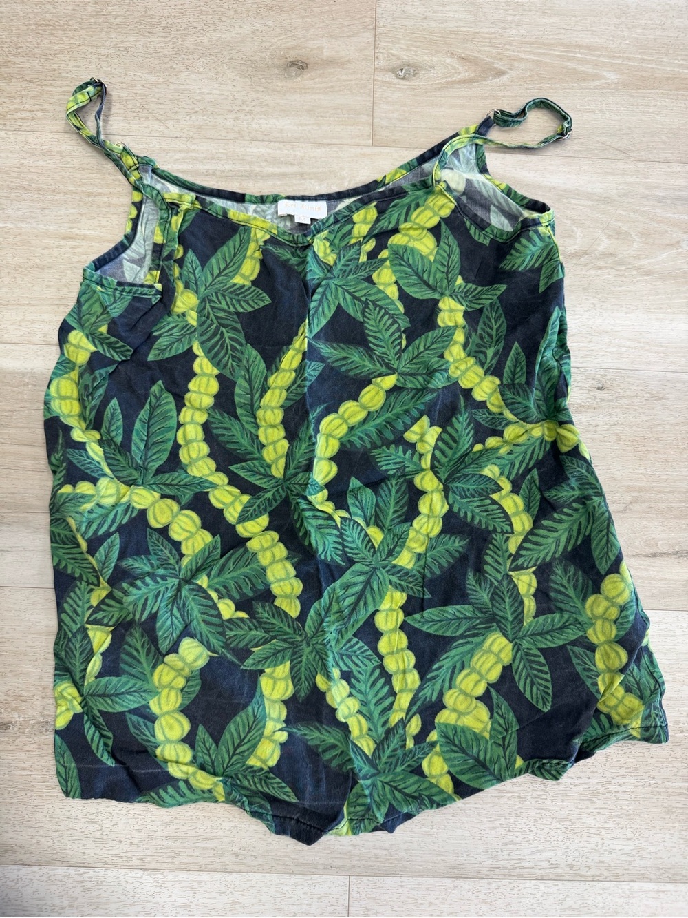 Leikini’s Women’s Black Tank Top with Maile and pakalana Print